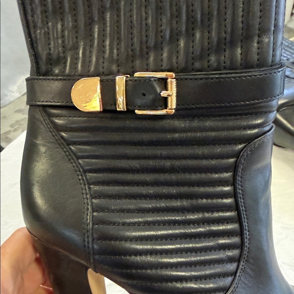 NWOT Vince Camuto Black Heeled Leather Boots with Buckle - Picture 7 of 9